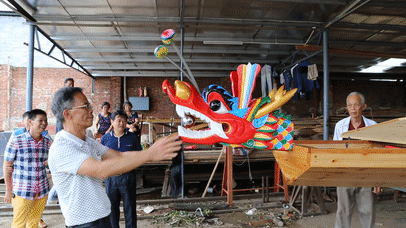 冯沛朝 中堂龙舟制作技艺的守护者，荣膺省级非遗传承人